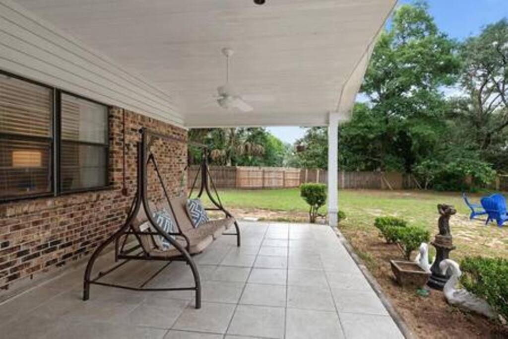 Quiet Relaxing Home - Close To Downtown & Beach 4Br-2Bt Pensacola Buitenkant foto